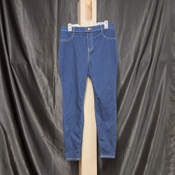 Time and Tru Blue Skinny Jeans Classic Style - Picture 1 of 16